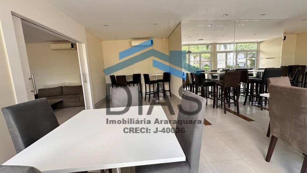 Apartamento à venda com 2 quartos, 66m² - Foto 2