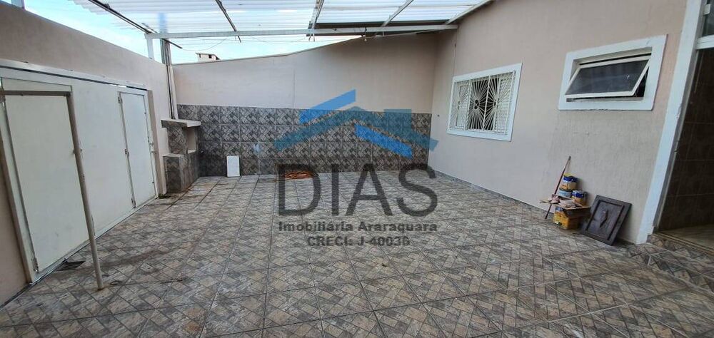 Casa à venda com 3 quartos, 218m² - Foto 5