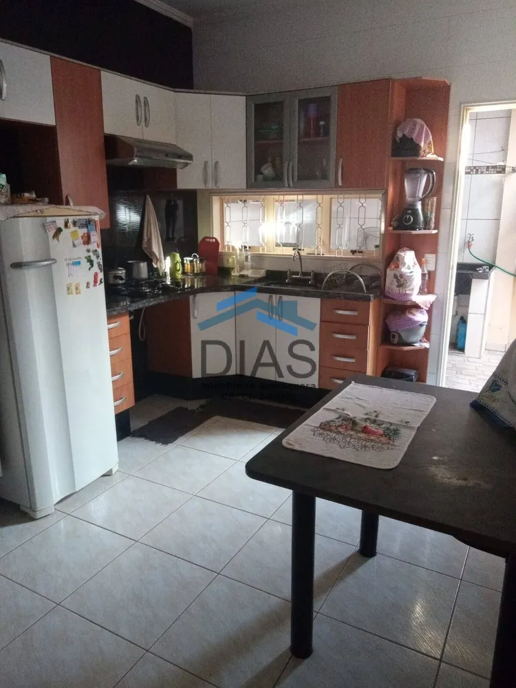 Casa, 2 quartos, 207 m² - Foto 3