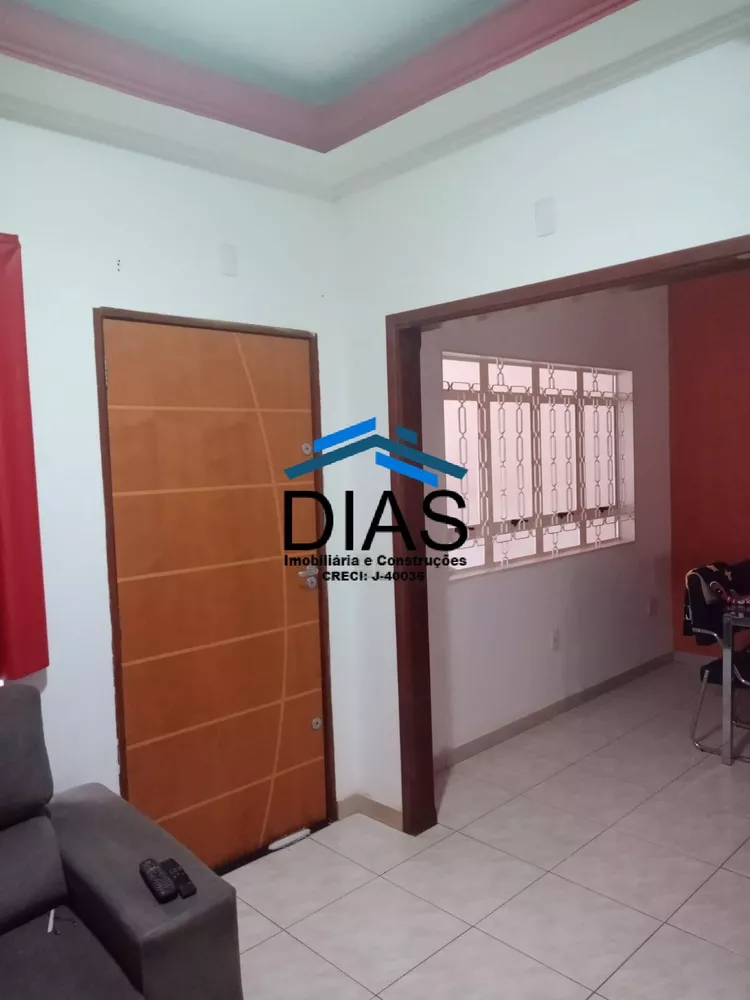 Casa à venda com 2 quartos, 207m² - Foto 4