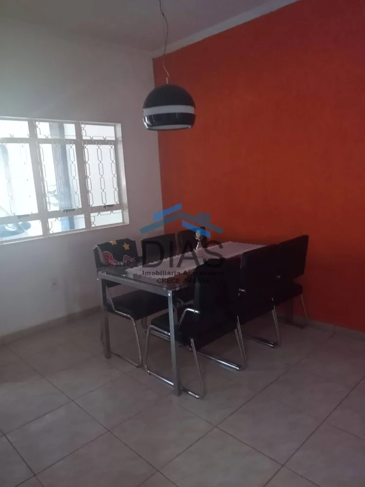 Casa, 2 quartos, 207 m² - Foto 4