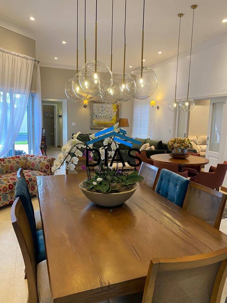 Casa, 3 quartos, 257 m² - Foto 2