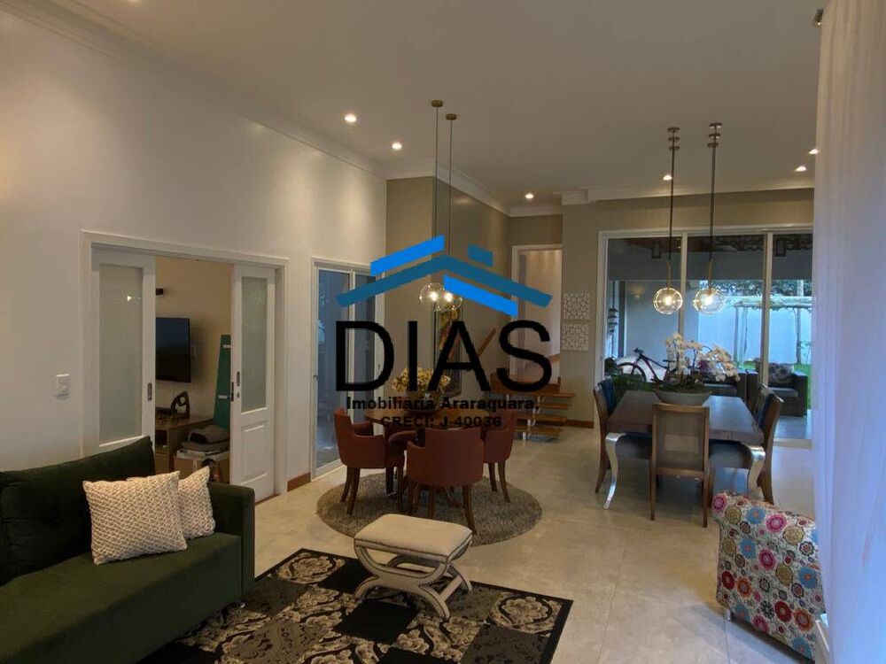 Casa, 3 quartos, 257 m² - Foto 3