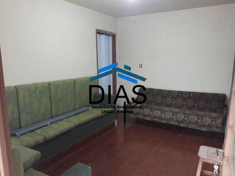 Casa à venda com 2 quartos, 192m² - Foto 1