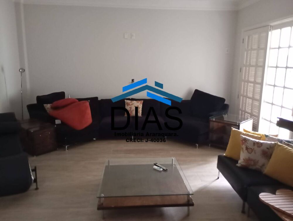 Casa, 5 quartos, 689 m² - Foto 1