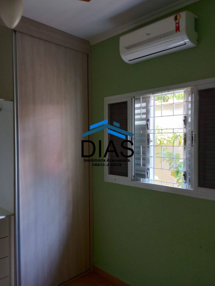 Casa, 4 quartos, 190 m² - Foto 1