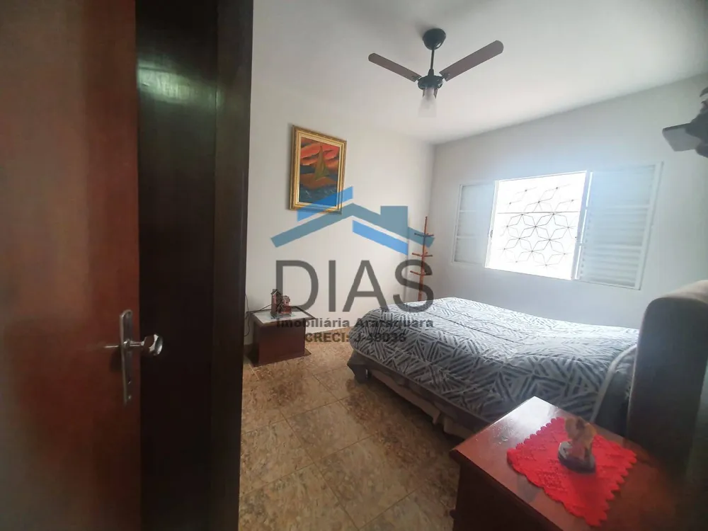 Casa, 3 quartos, 269 m² - Foto 8