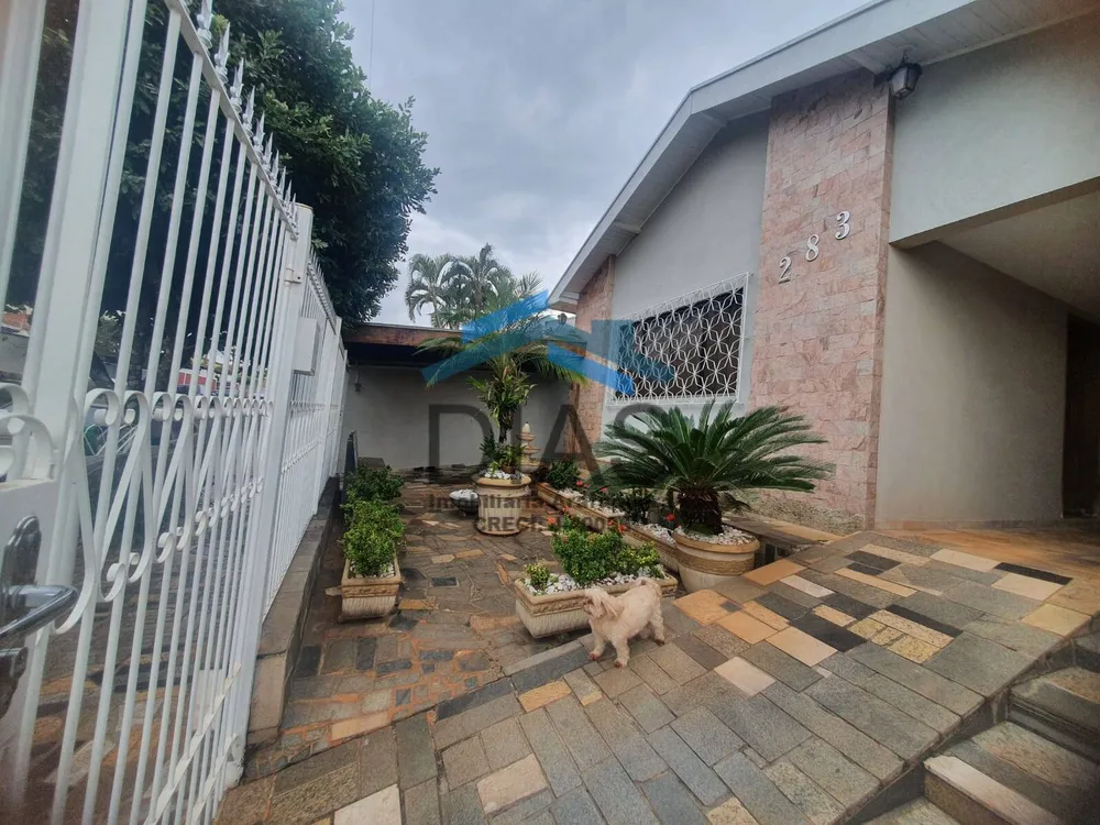 Casa, 3 quartos, 269 m² - Foto 1