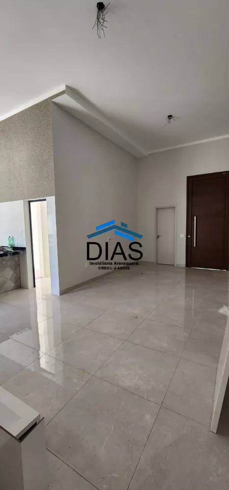 Casa à venda com 3 quartos, 152m² - Foto 3