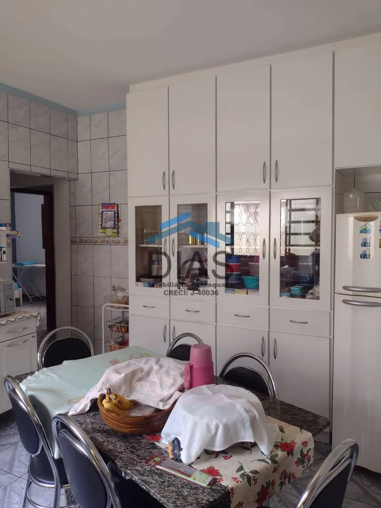 Casa, 3 quartos, 174 m² - Foto 1