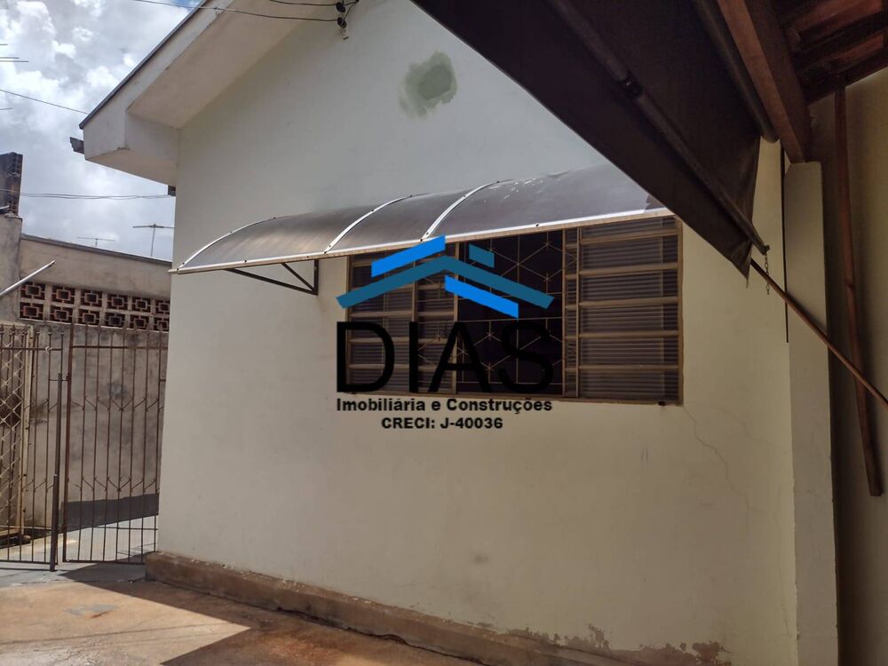 Casa, 3 quartos, 174 m² - Foto 1