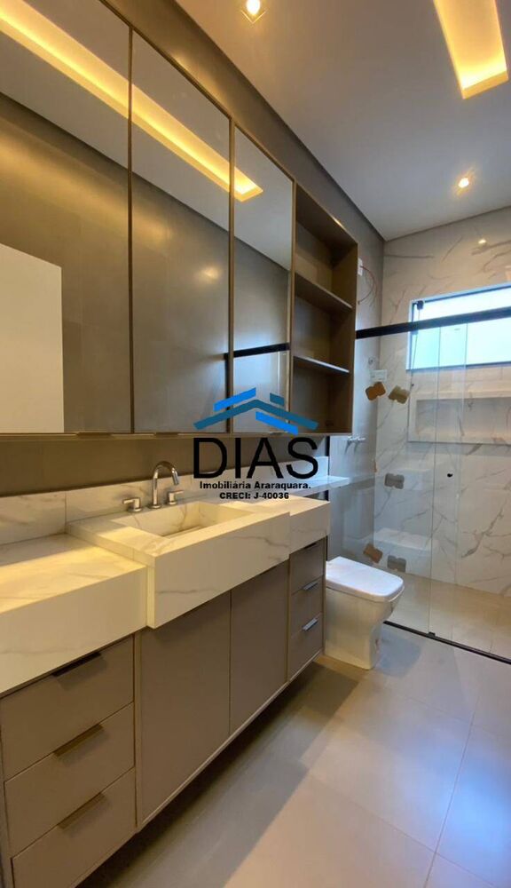 Casa, 3 quartos, 193 m² - Foto 2