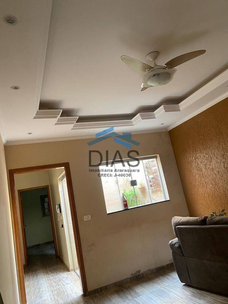 Casa à venda com 2 quartos, 137m² - Foto 1