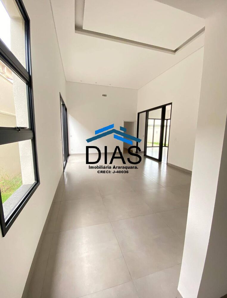Casa, 3 quartos, 194 m² - Foto 2