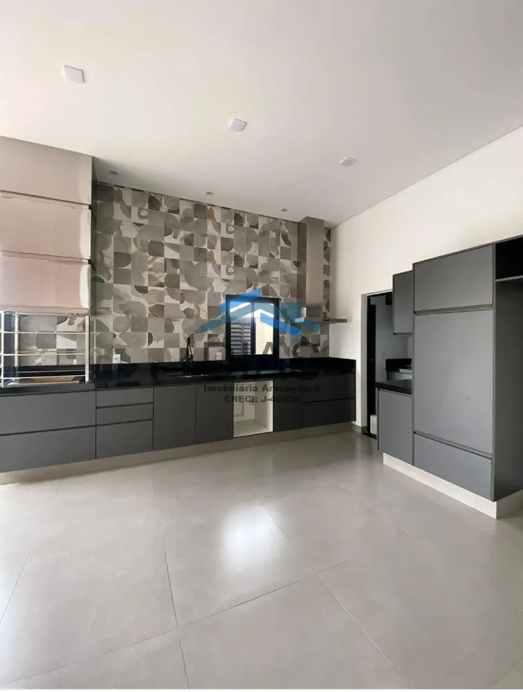 Casa, 3 quartos, 194 m² - Foto 3