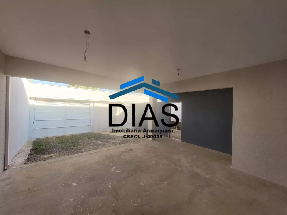 Casa à venda com 3 quartos, 110m² - Foto 4