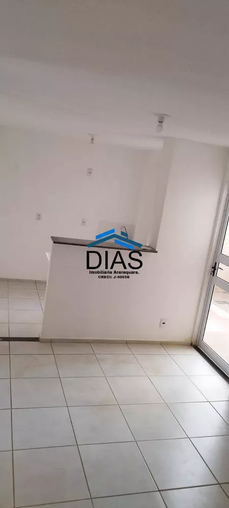 Apartamento à venda com 2 quartos, 56m² - Foto 3