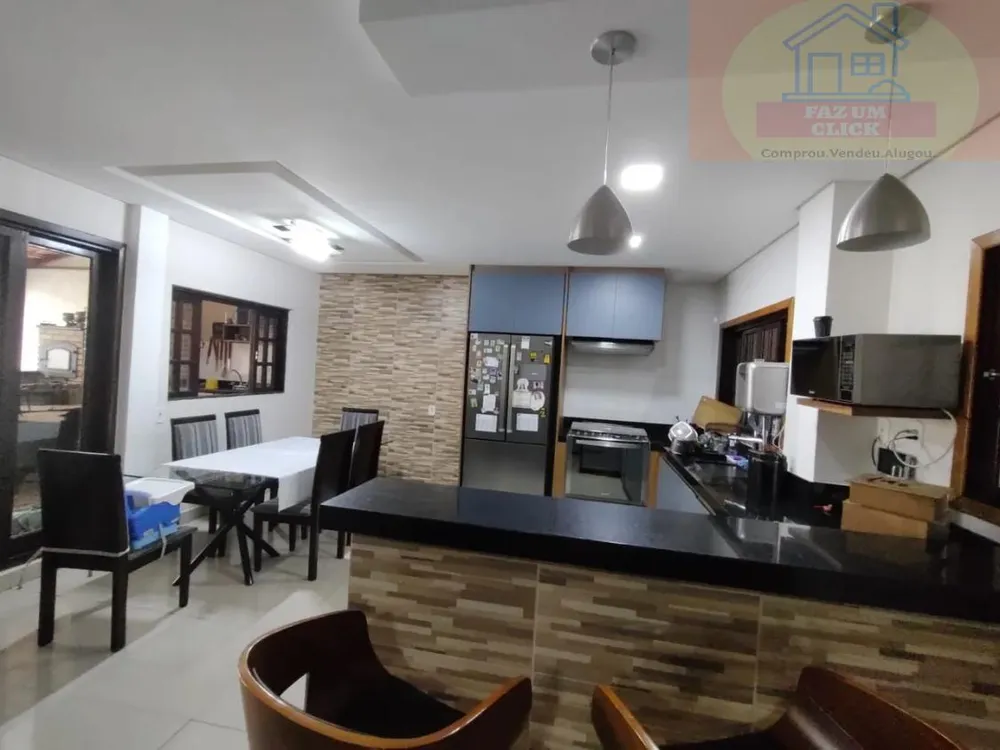 Sobrado, 5 quartos, 351 m² - Foto 3