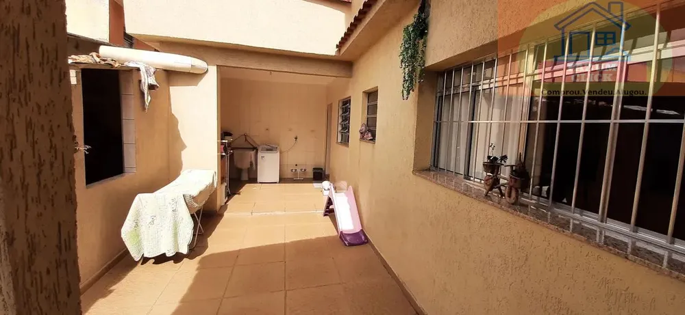 Casa, 4 quartos, 250 m² - Foto 15