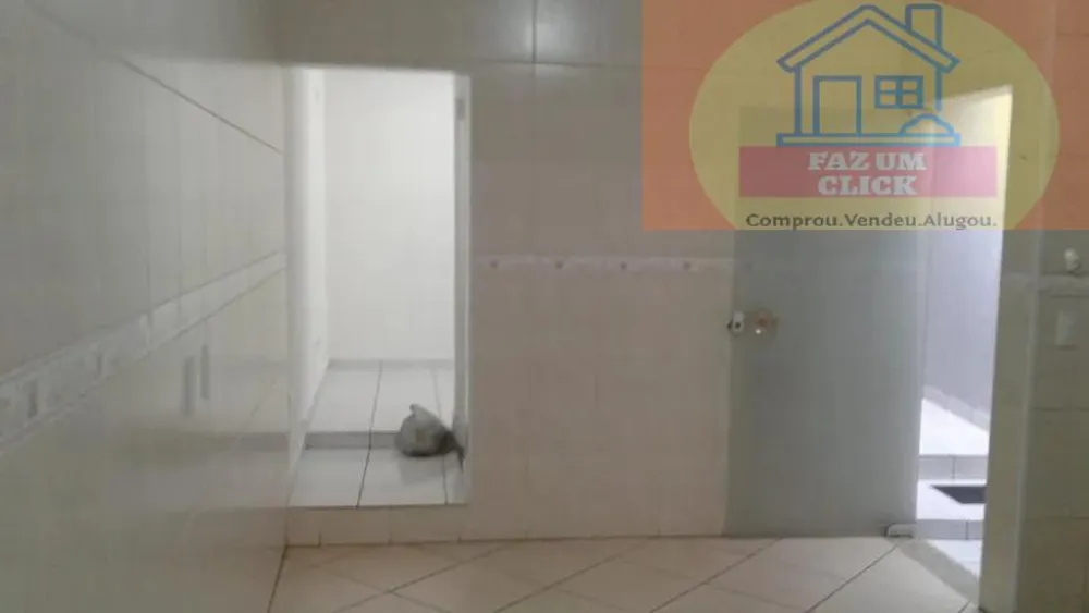 Casa, 3 quartos, 242 m² - Foto 13