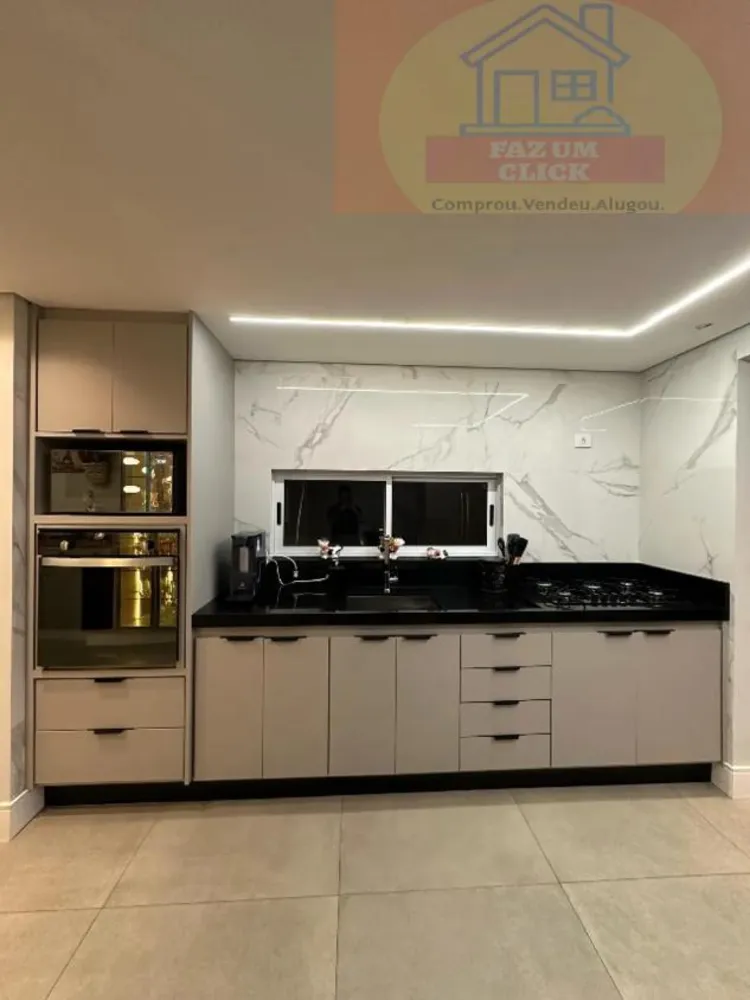 Casa, 3 quartos, 245 m² - Foto 6