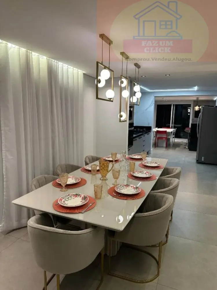 Casa, 3 quartos, 245 m² - Foto 3
