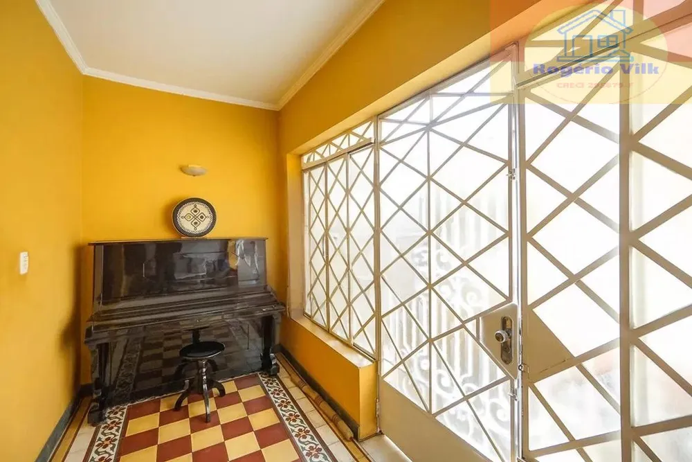 Sobrado, 3 quartos, 367 m² - Foto 1