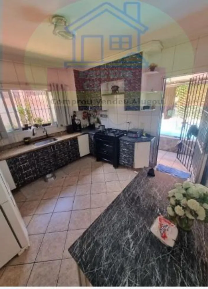 Casa, 3 quartos, 250 m² - Foto 9