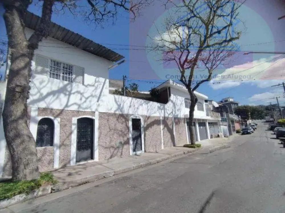 Casa, 3 quartos, 200 m² - Foto 1