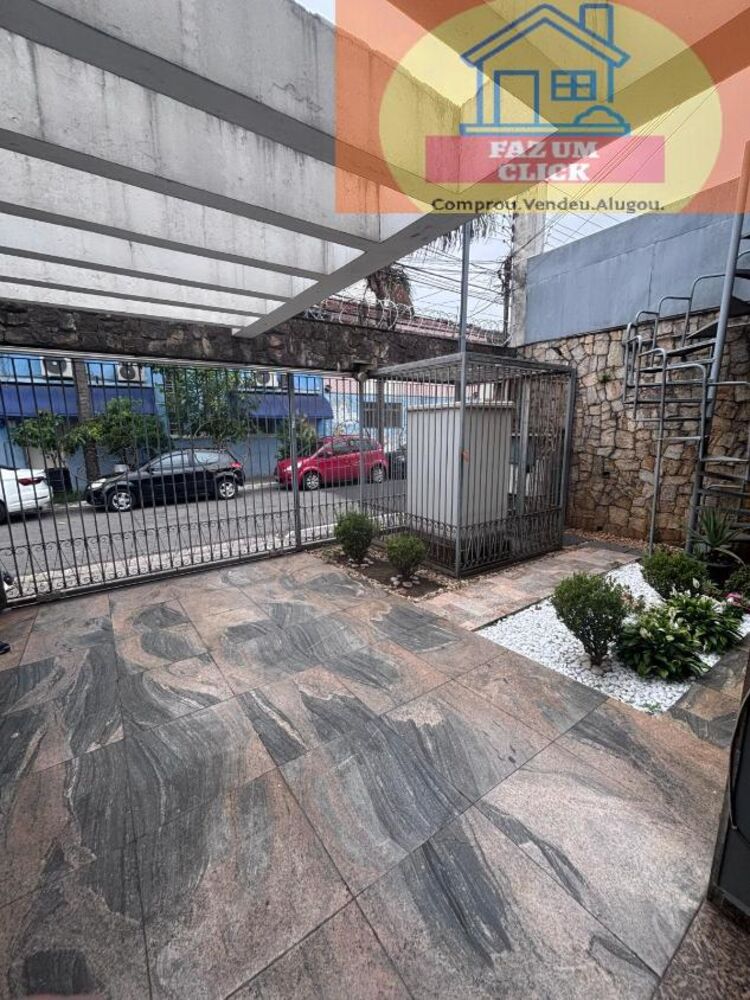 Sobrado à venda com 5 quartos, 256m² - Foto 2