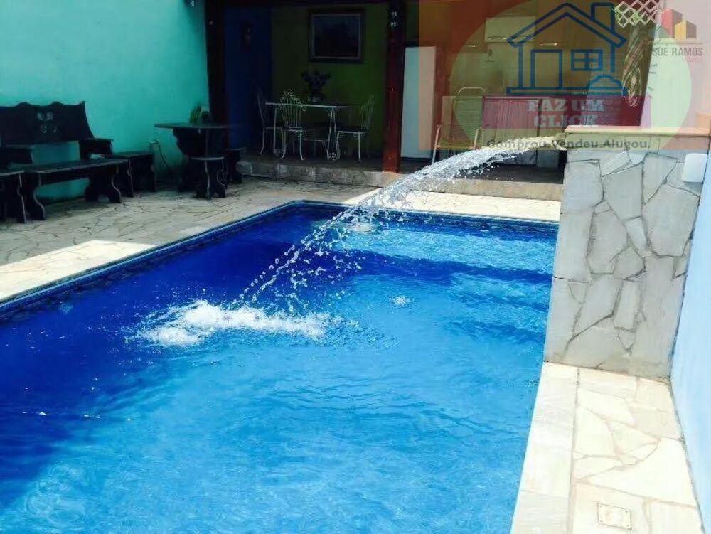 Sobrado à venda com 3 quartos, 180m² - Foto 1