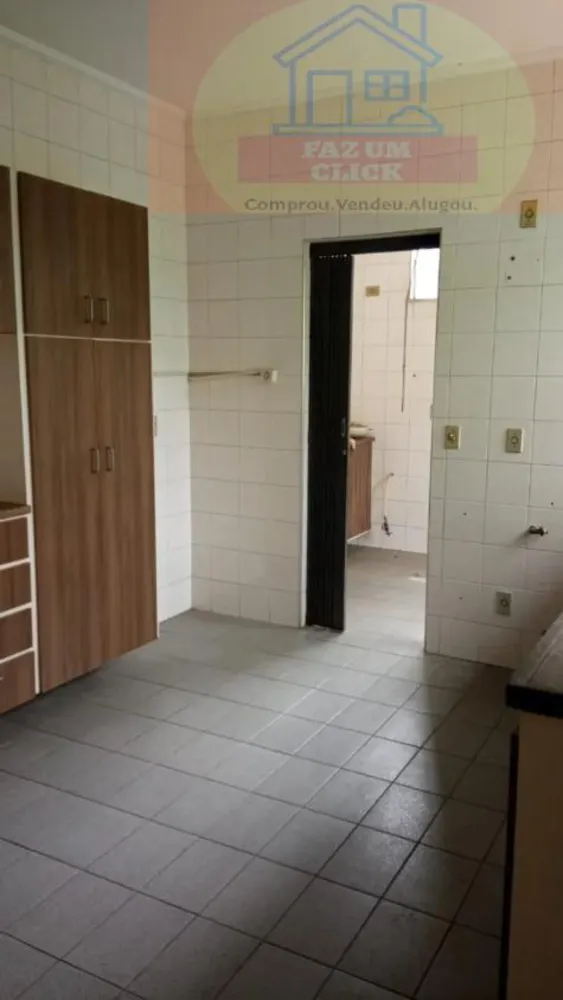 Casa, 2 quartos, 200 m² - Foto 2