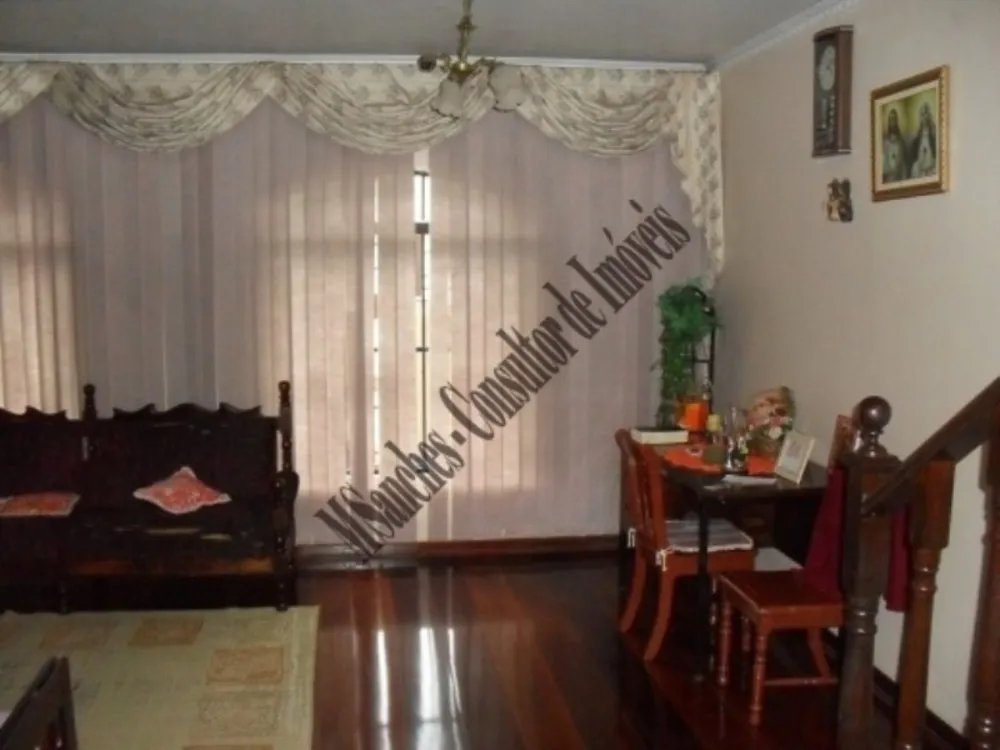 Sobrado, 3 quartos, 220 m² - Foto 1