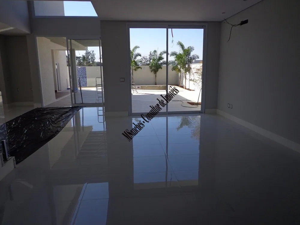 Sobrado, 3 quartos, 346 m² - Foto 1