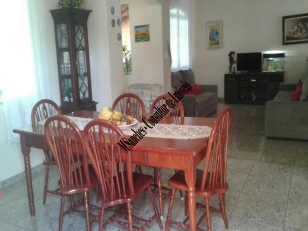 Casa, 3 quartos, 300 m² - Foto 3