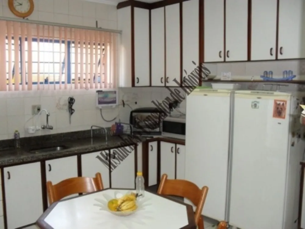 Casa, 4 quartos, 216 m² - Foto 4