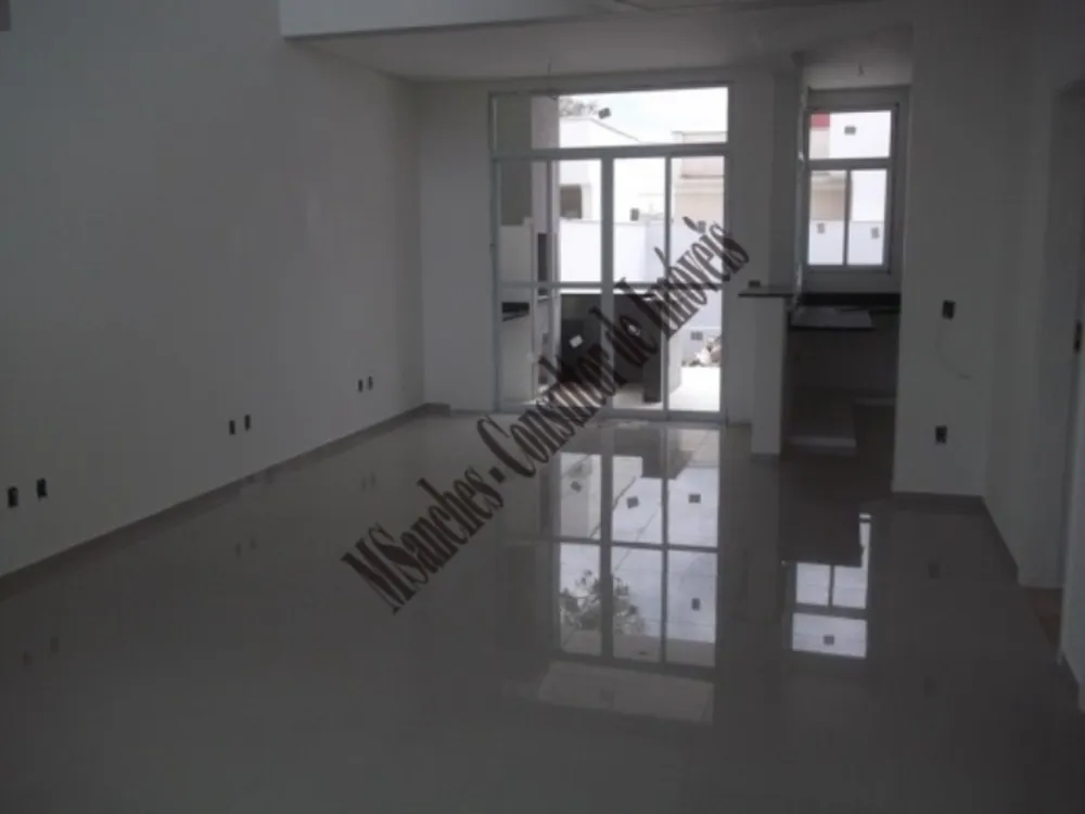 Sobrado, 3 quartos, 215 m² - Foto 2