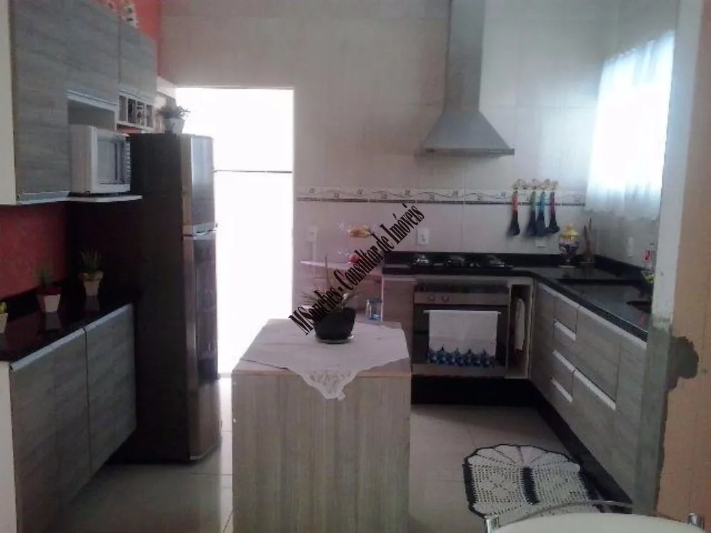 Casa, 3 quartos, 98 m² - Foto 2
