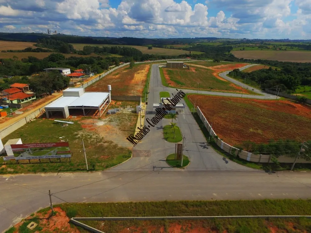 Loteamento e Condomínio, 1000 m² - Foto 1