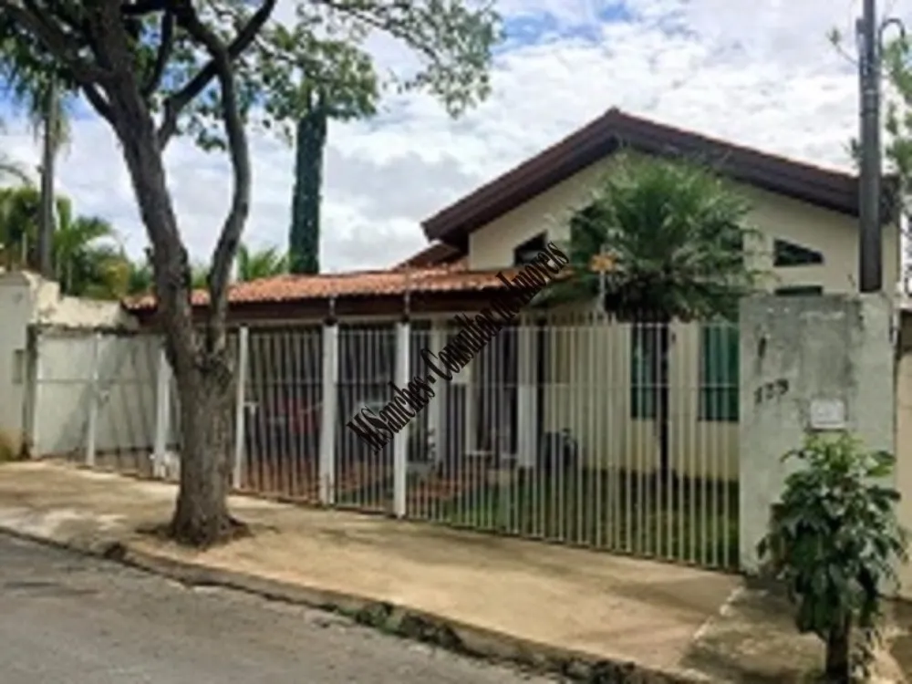 Casa, 3 quartos, 303 m² - Foto 2