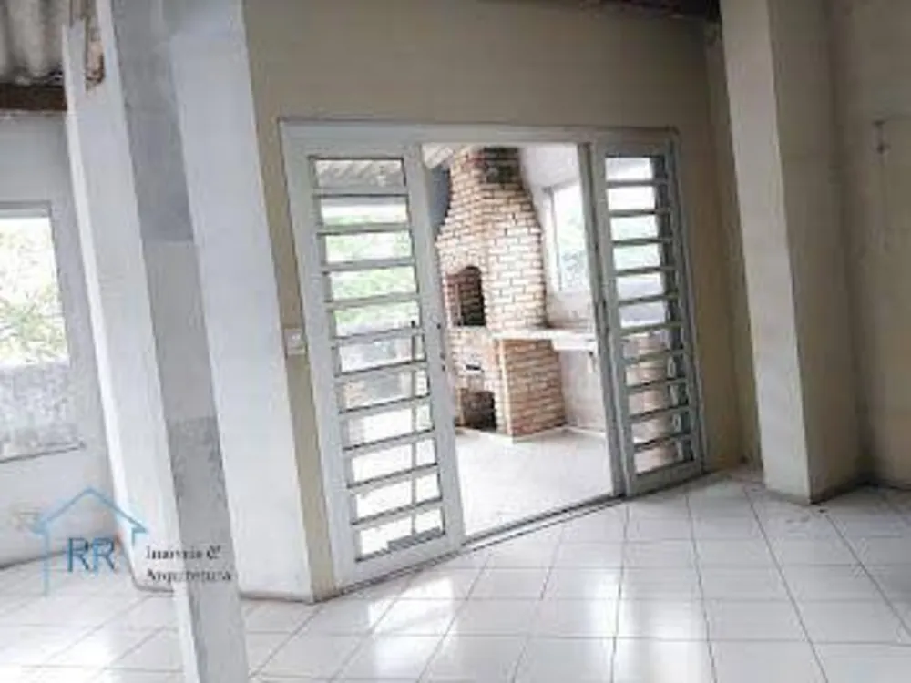 Sobrado, 3 quartos, 330 m² - Foto 1