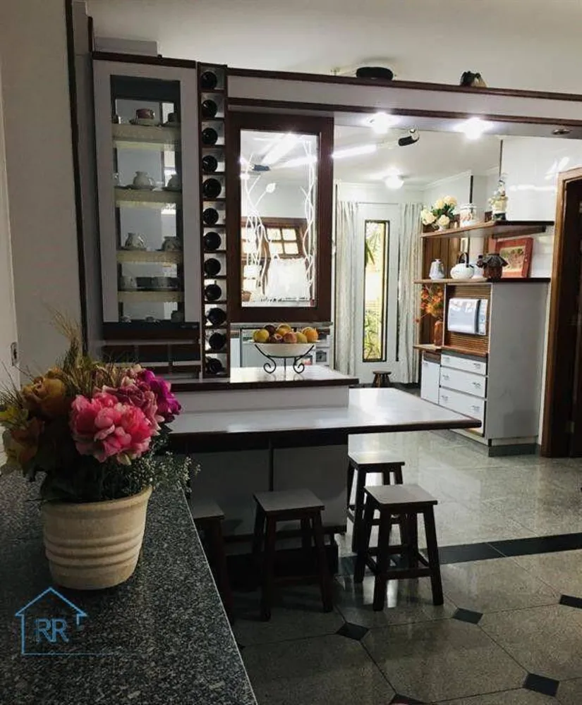Sobrado, 8 quartos, 769 m² - Foto 8