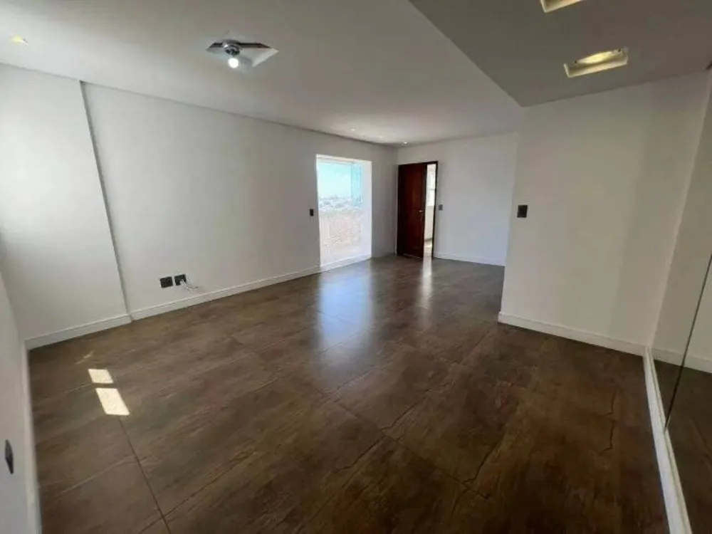 Apartamento, 3 quartos, 90 m² - Foto 1