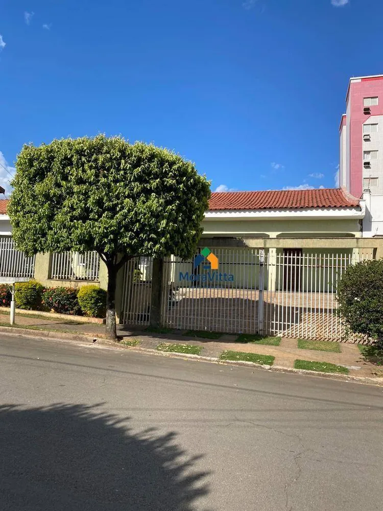 Casa, 3 quartos, 200 m² - Foto 1