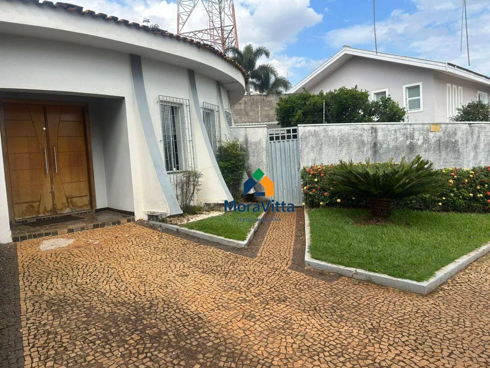 Casa, 4 quartos, 164 m² - Foto 1
