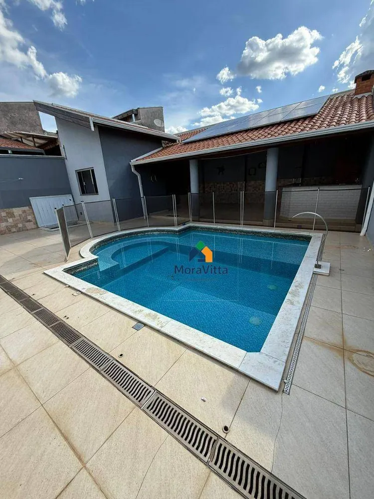 Casa, 3 quartos, 126 m² - Foto 1