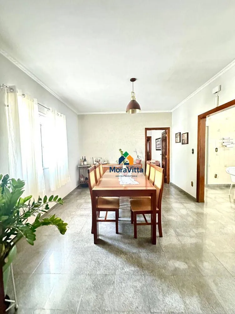 Casa, 3 quartos, 195 m² - Foto 1