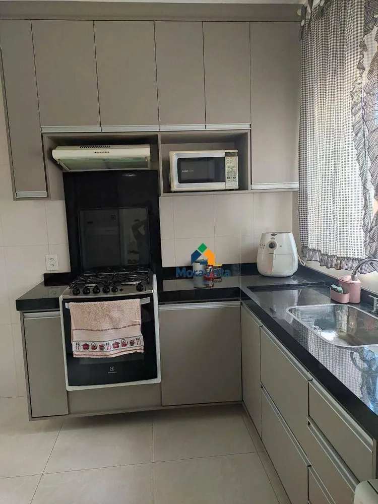 Casa, 3 quartos, 221 m² - Foto 3