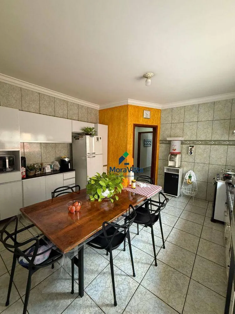 Casa, 3 quartos, 216 m² - Foto 8