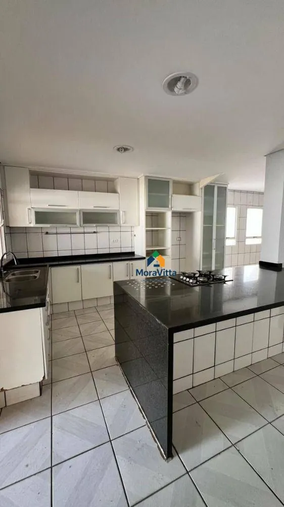 Casa, 4 quartos, 250 m² - Foto 14